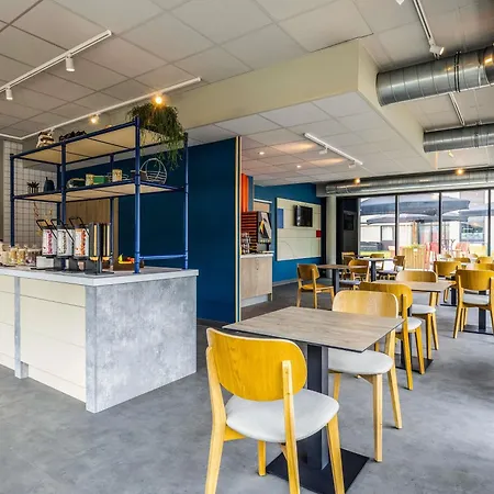 Ibis Budget Porte Du Luxembourg Hotel 2*