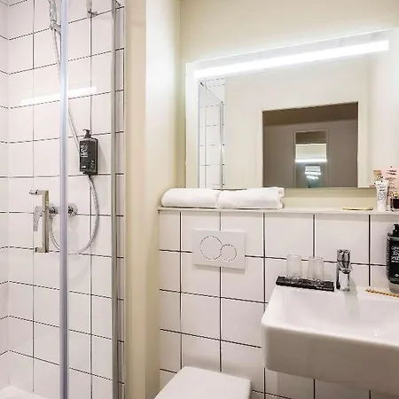 Ibis Budget Porte Du Luxembourg Hotel