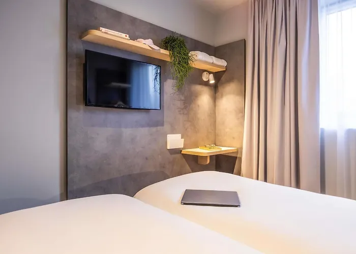 Ibis Budget Porte Du Luxembourg 2*